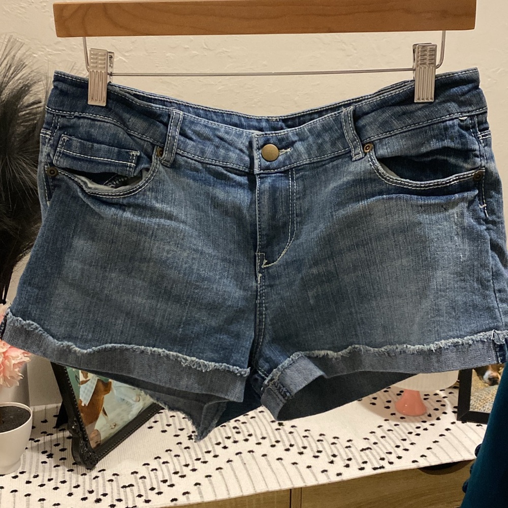 Size 31 denim shorts